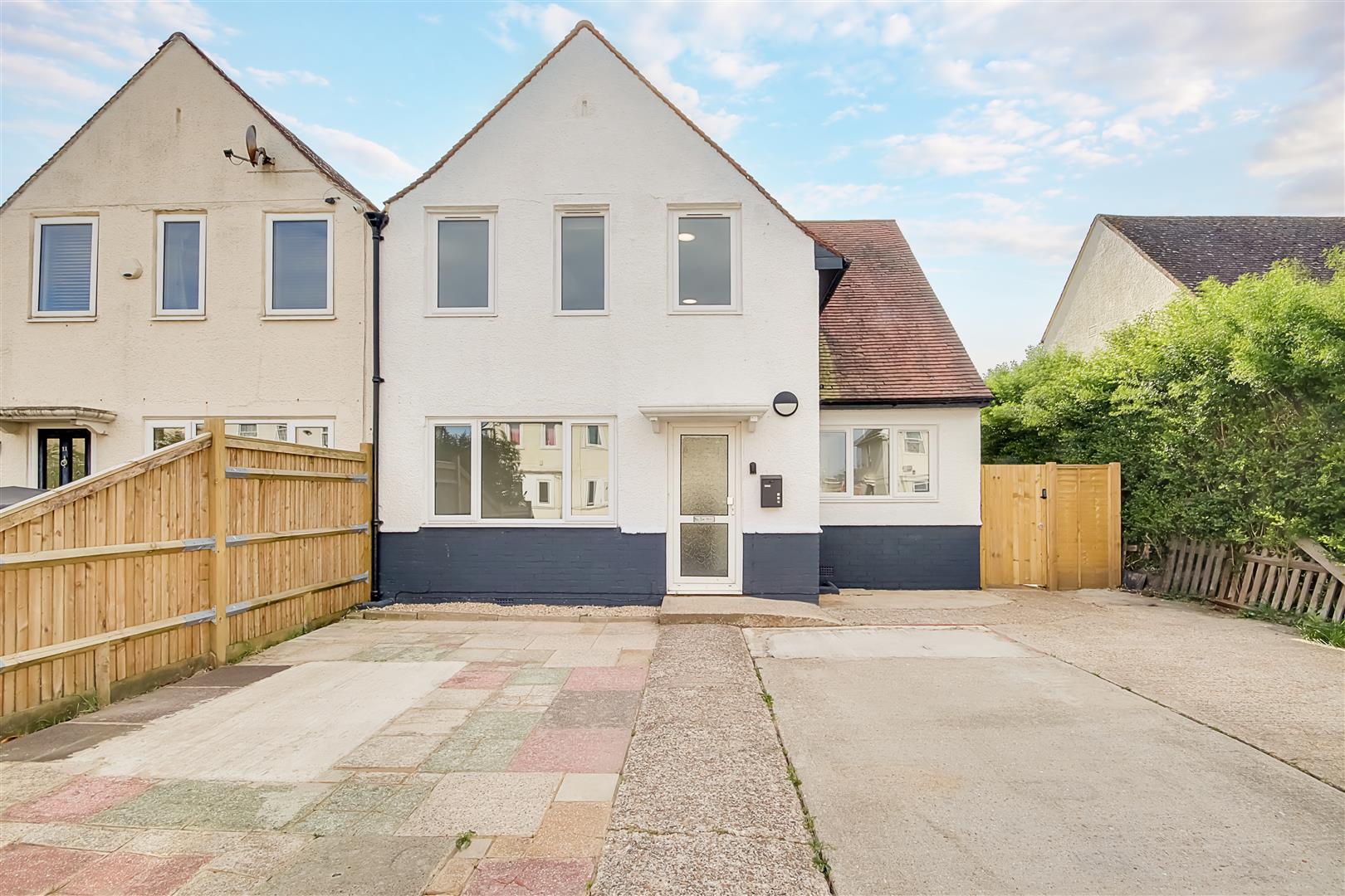 House Share | Cortis Avenue, Worthing, BN14 | Let Agreed